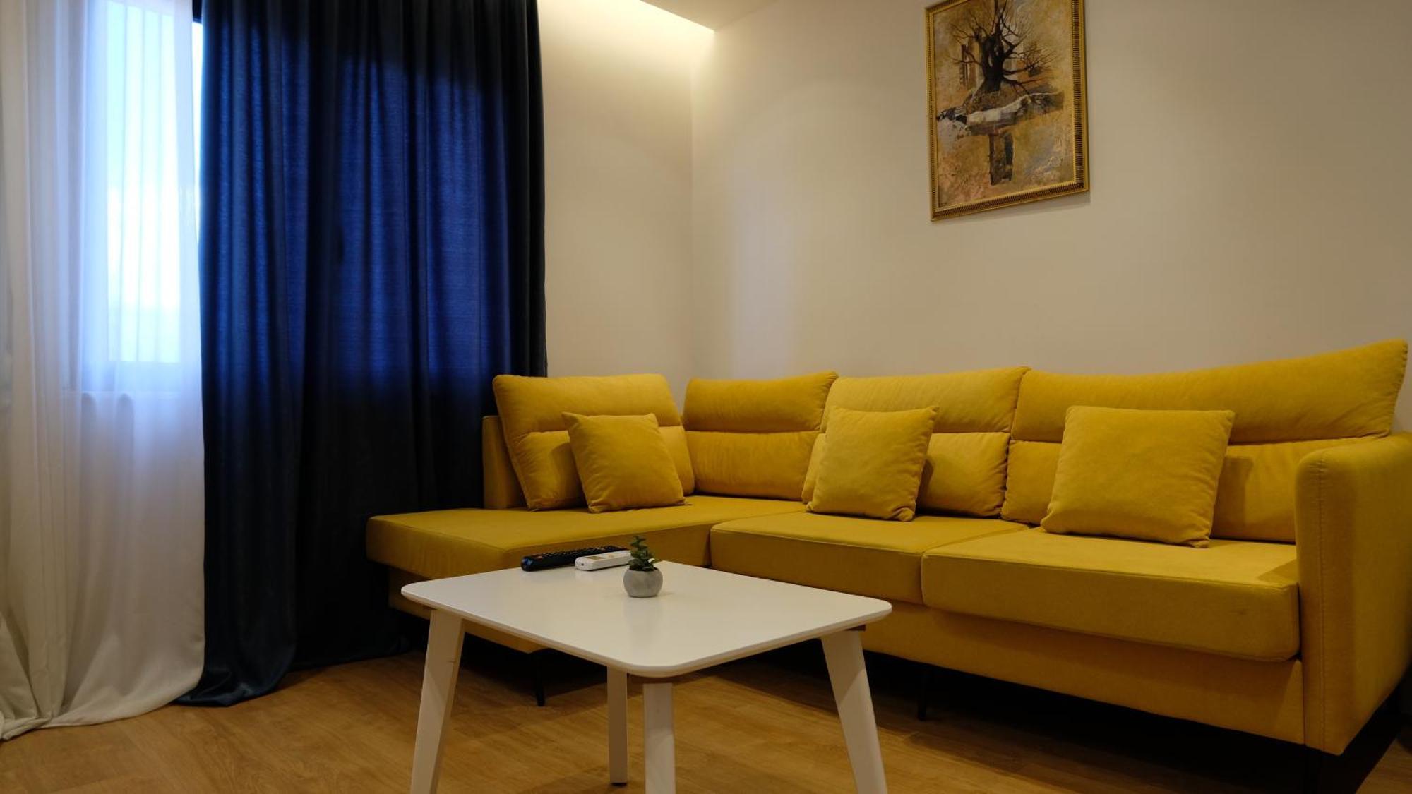 2E Center Apartment ติรานา ภายนอก รูปภาพ